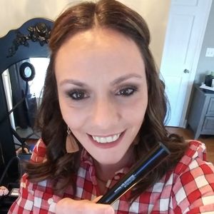 Meet your Posher, Lynn